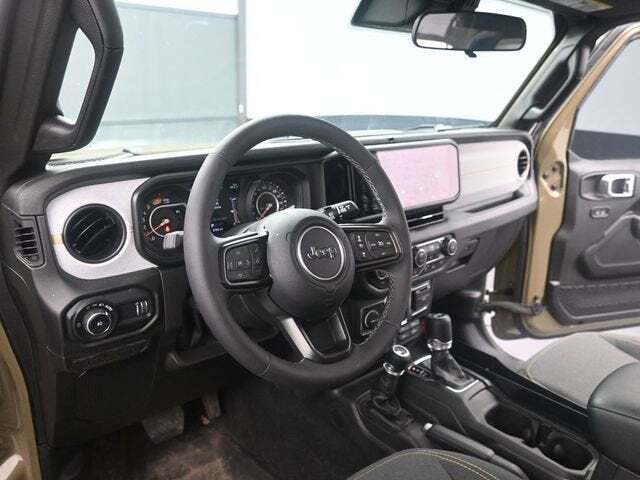 2025 Jeep Wrangler 2-Door Willys 4x4