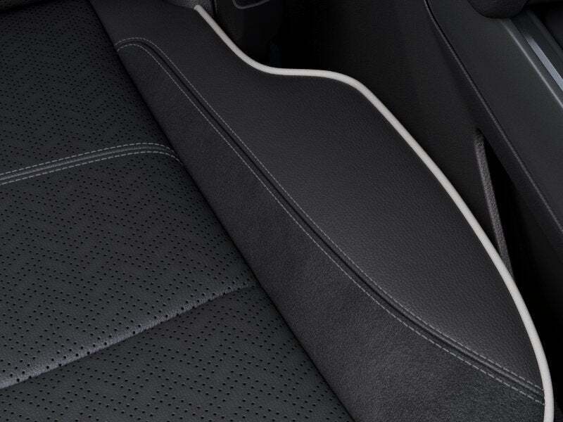 2026 Ram 3500 Laramie Crew Cab 4x4 8' Box