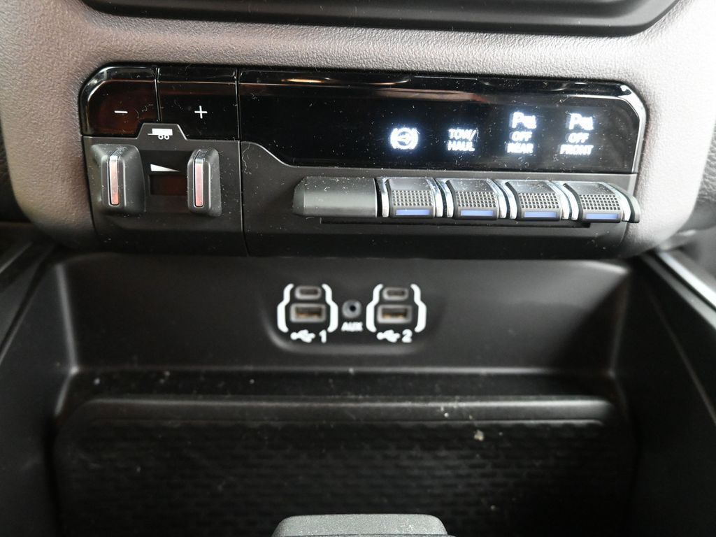 2022 Ram 3500 Big Horn Mega Cab 4x4 6'4" Box