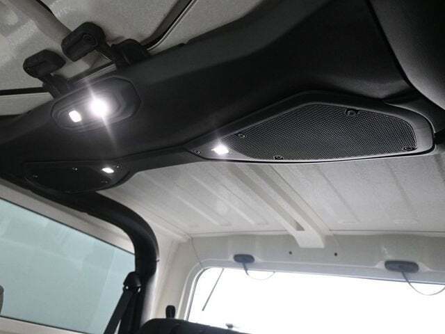 2025 Jeep Wrangler 2-Door Willys 4x4