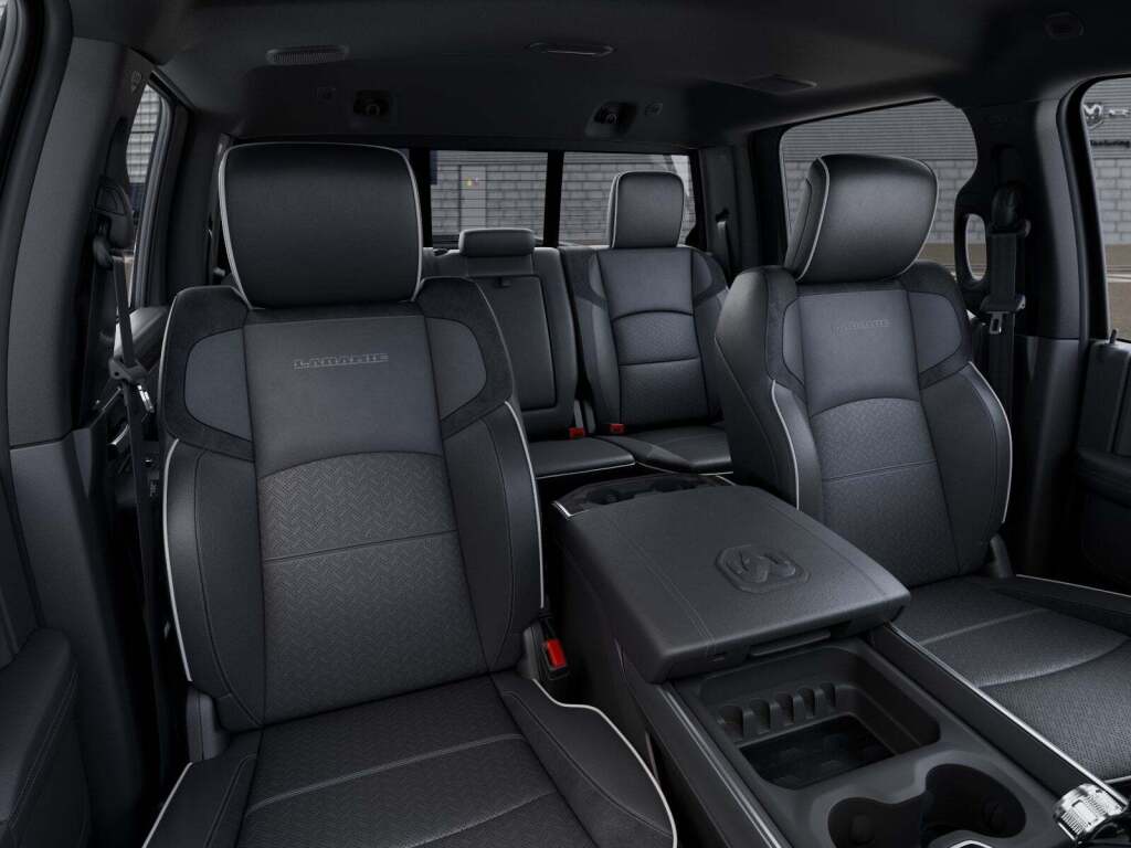 2026 Ram 3500 Laramie Crew Cab 4x4 8' Box