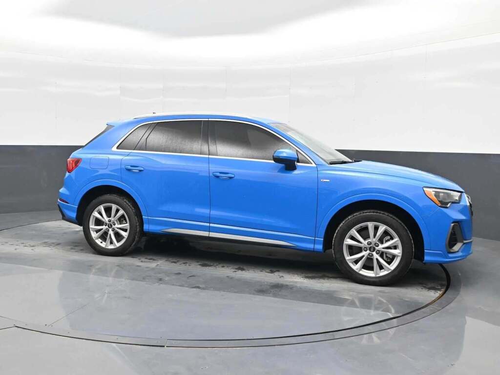 2022 Audi Q3 Premium 45 TFSI S line quattro Tiptronic