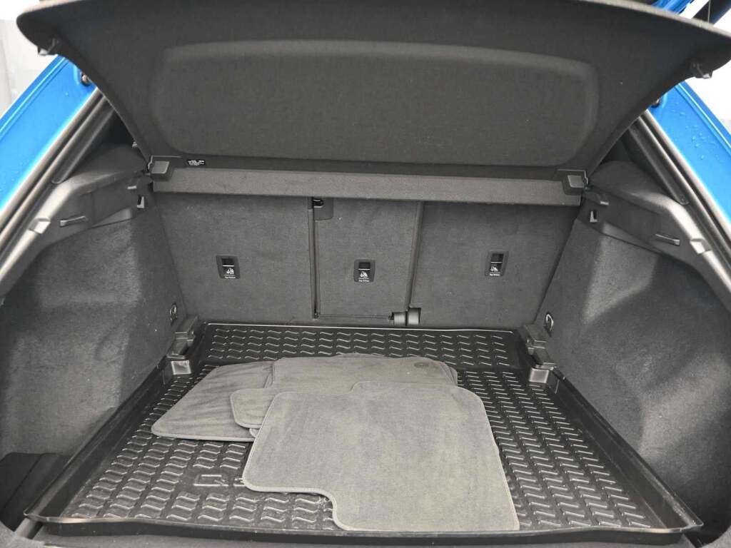 2022 Audi Q3 Premium 45 TFSI S line quattro Tiptronic