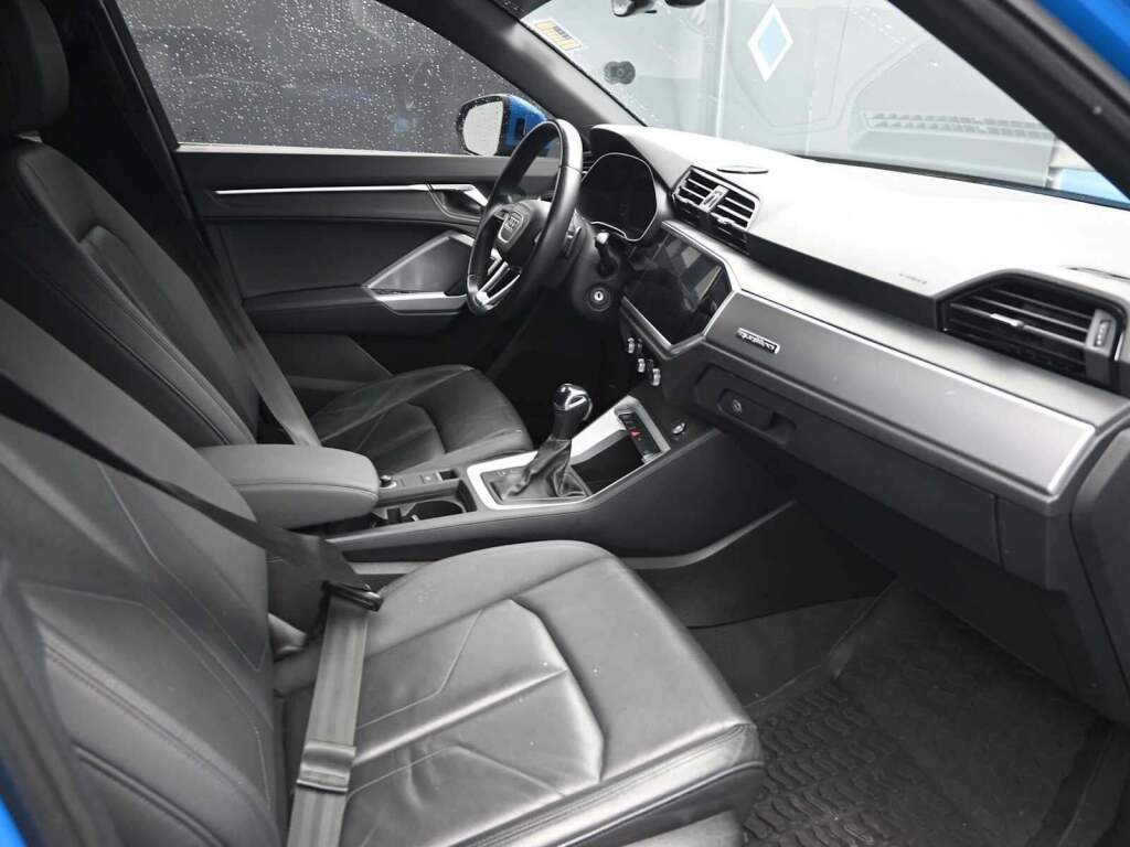 2022 Audi Q3 Premium 45 TFSI S line quattro Tiptronic