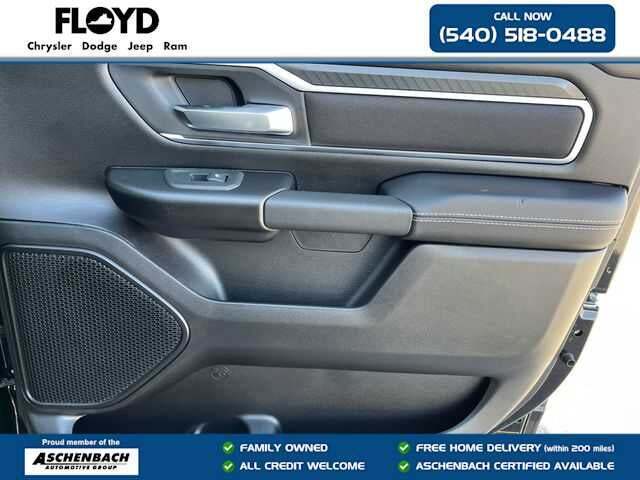 2025 Ram 1500 Big Horn Crew Cab 4x4 5'7" Box