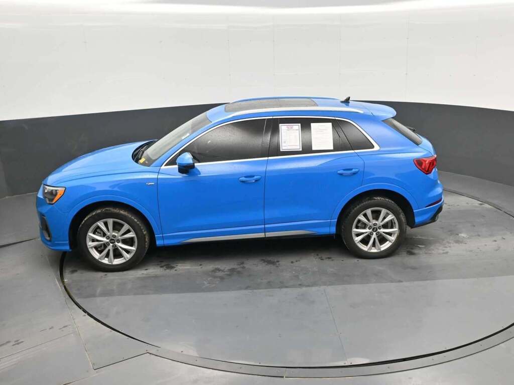 2022 Audi Q3 Premium 45 TFSI S line quattro Tiptronic
