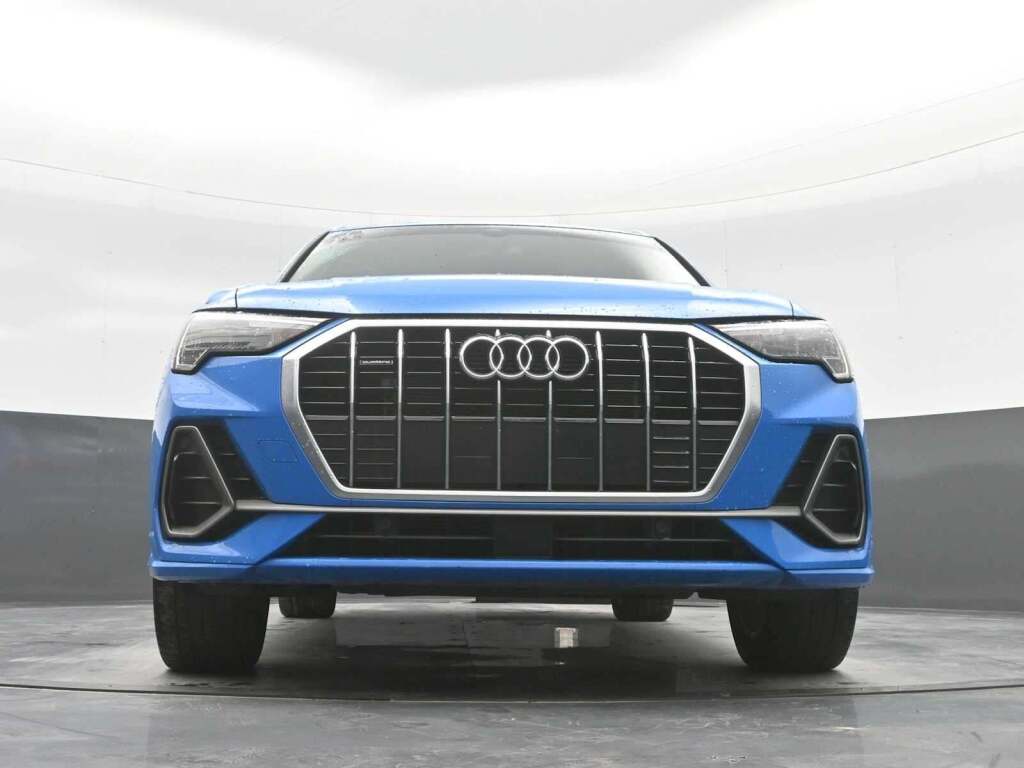 2022 Audi Q3 Premium 45 TFSI S line quattro Tiptronic