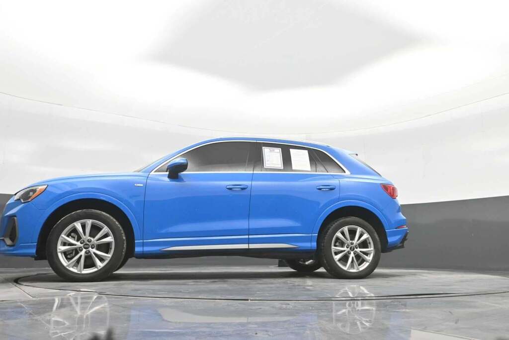 2022 Audi Q3 Premium 45 TFSI S line quattro Tiptronic