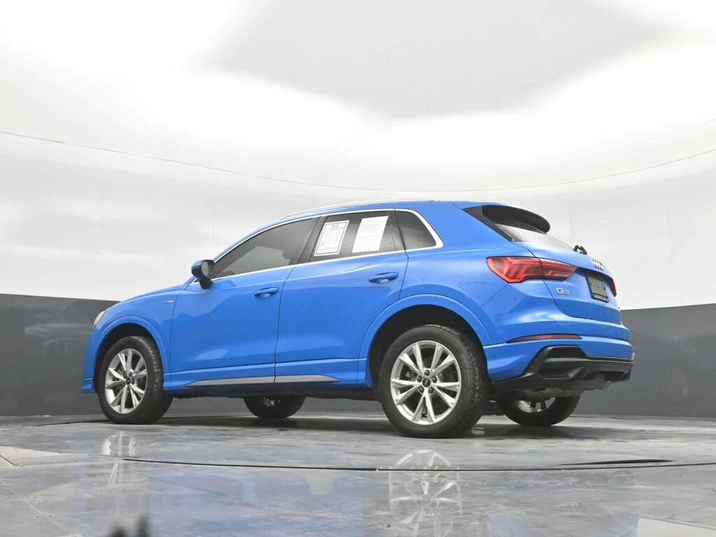 2022 Audi Q3 Premium 45 TFSI S line quattro Tiptronic