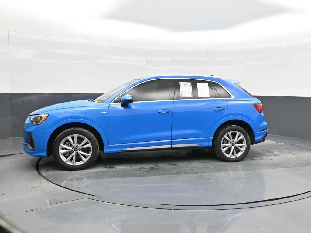 2022 Audi Q3 Premium 45 TFSI S line quattro Tiptronic