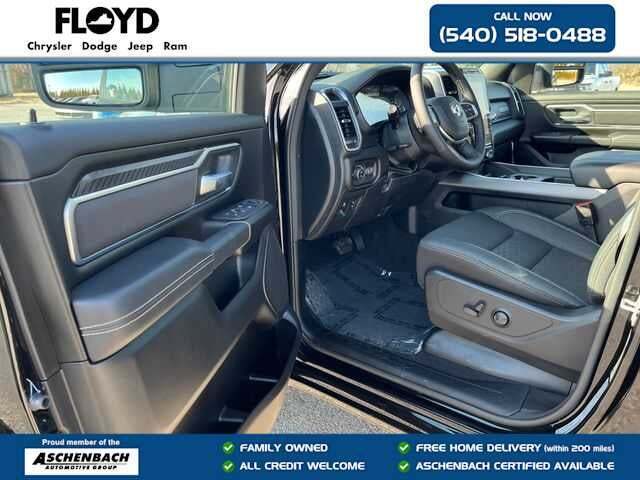 2025 Ram 1500 Big Horn Crew Cab 4x4 5'7" Box