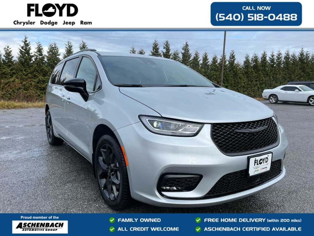 2026 Chrysler Pacifica Select AWD