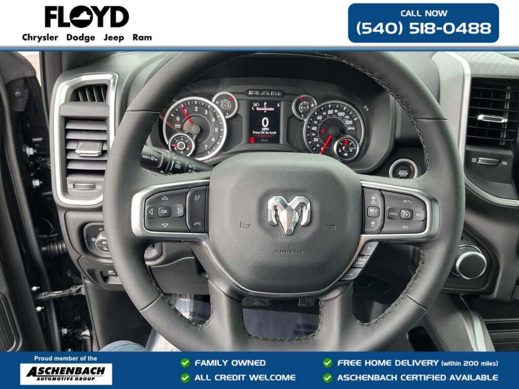 2026 Ram 1500 Big Horn Crew Cab 4x4 5'7" Box