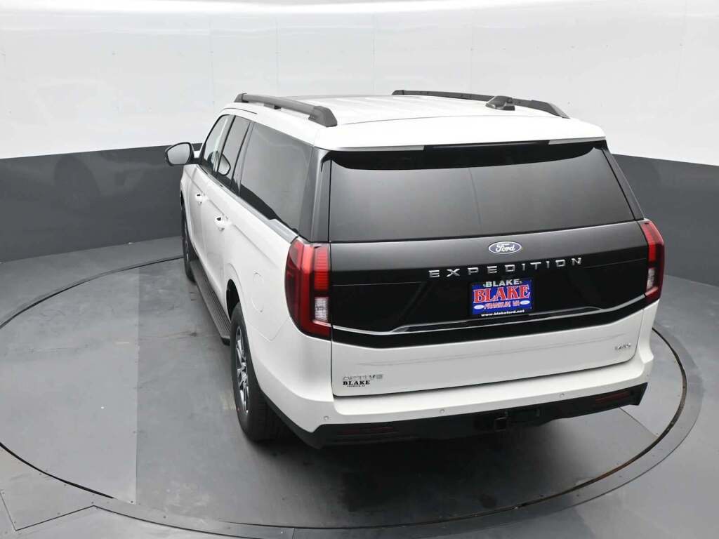 2026 Ford Expedition Max Active MAX