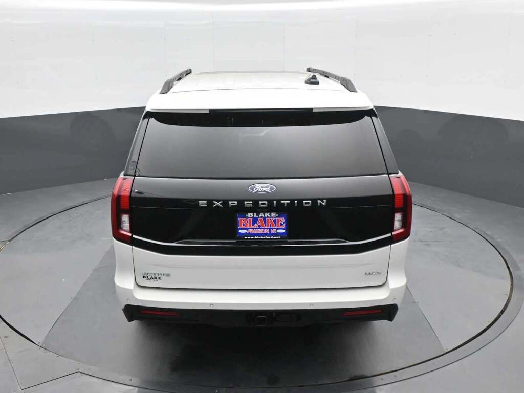2026 Ford Expedition Max Active MAX