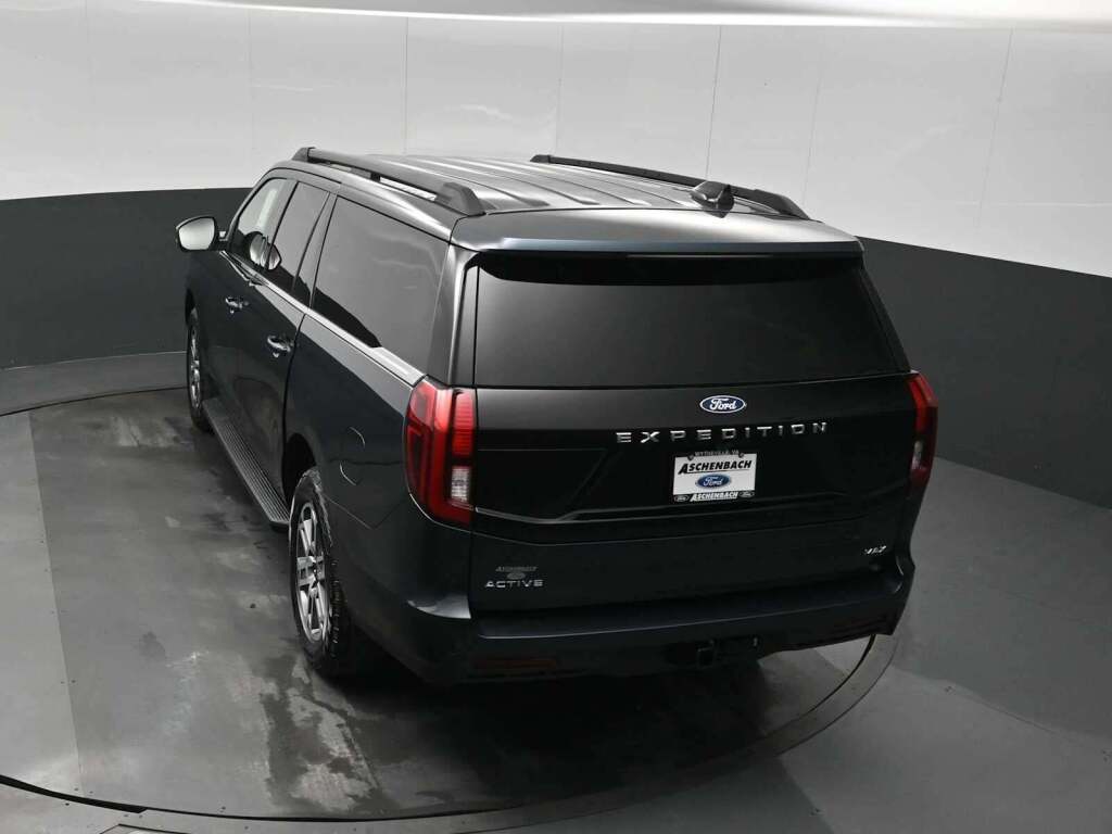 2026 Ford Expedition Max Active MAX