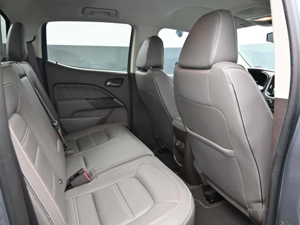 2022 GMC Canyon 4WD Crew Cab Short Box Denali