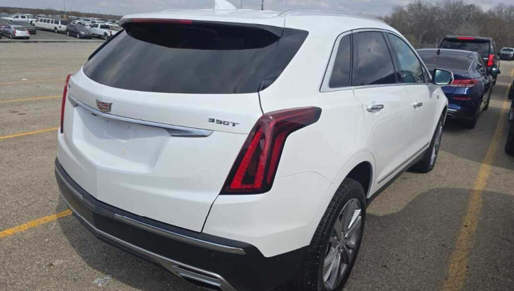 2024 Cadillac XT5 FWD Premium Luxury