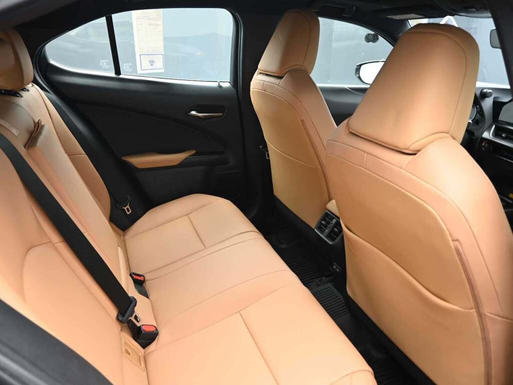 2024 Lexus UX 250h Premium