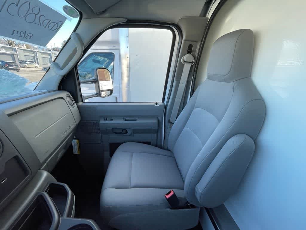 2024 Ford E-450 Cutaway 