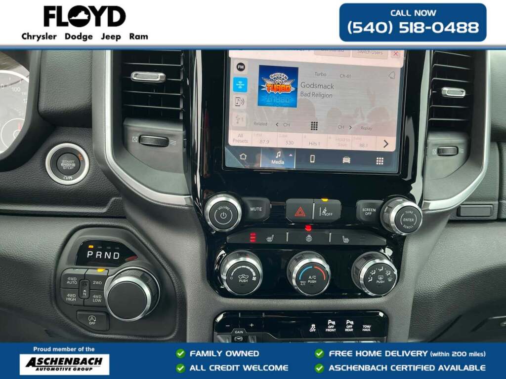 2026 Ram 1500 Big Horn Crew Cab 4x4 5'7" Box