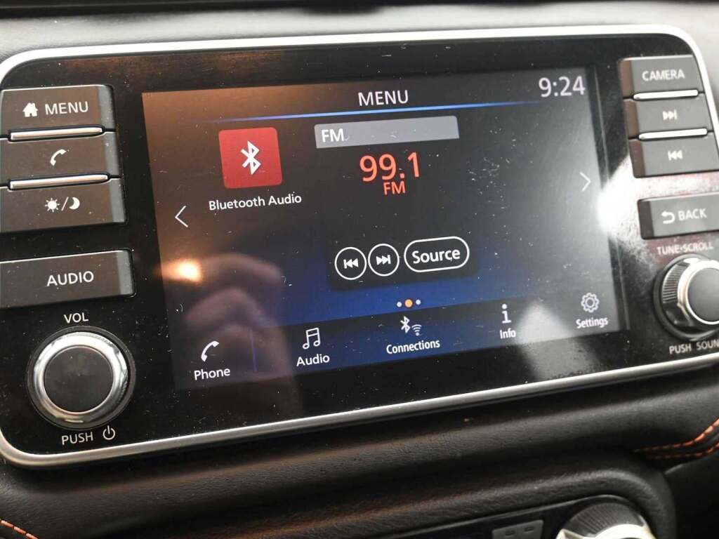 2021 Nissan Versa SR Xtronic CVT