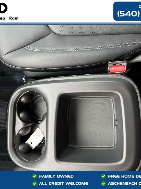 2026 Chrysler Pacifica Select AWD