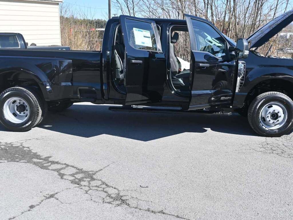2026 Ford F-350 Super Duty XL