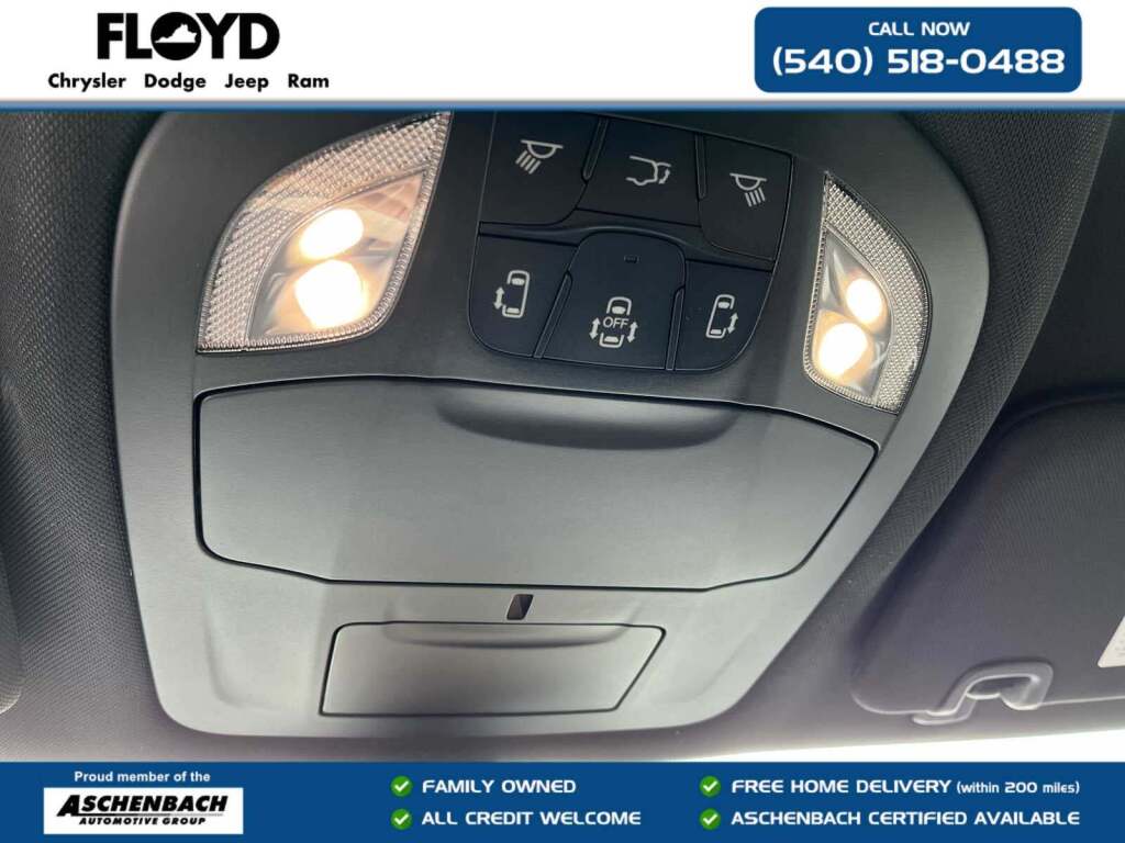 2026 Chrysler Pacifica Select AWD