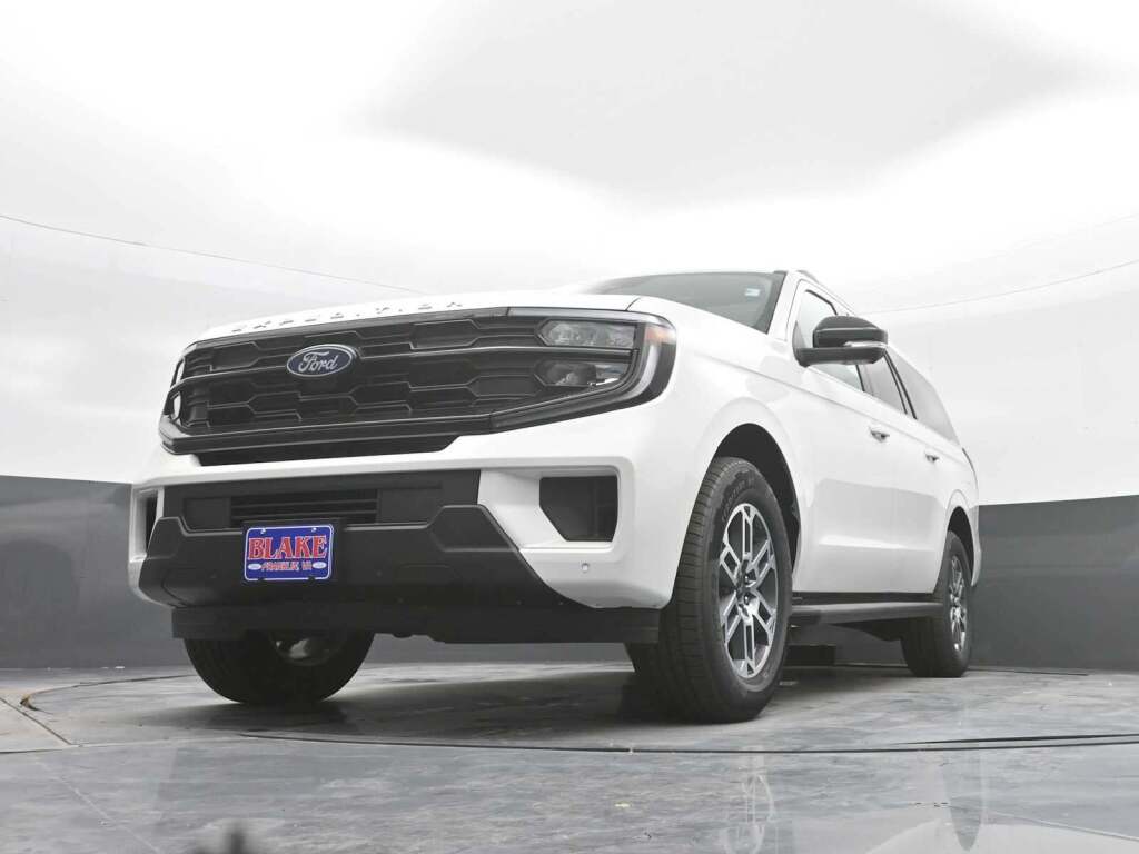2026 Ford Expedition Max Active MAX