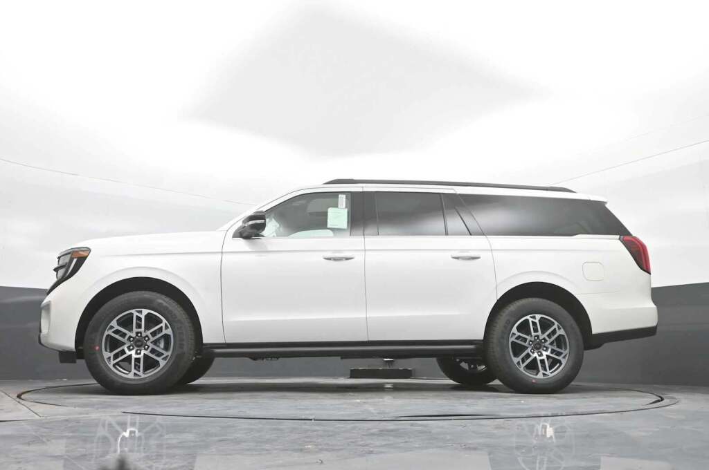 2026 Ford Expedition Max Active MAX