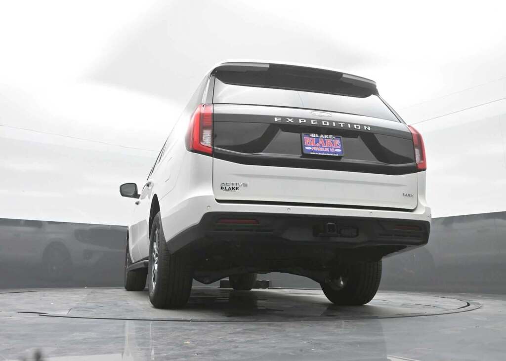 2026 Ford Expedition Max Active MAX