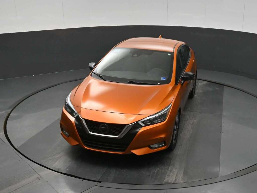 2021 Nissan Versa SR Xtronic CVT