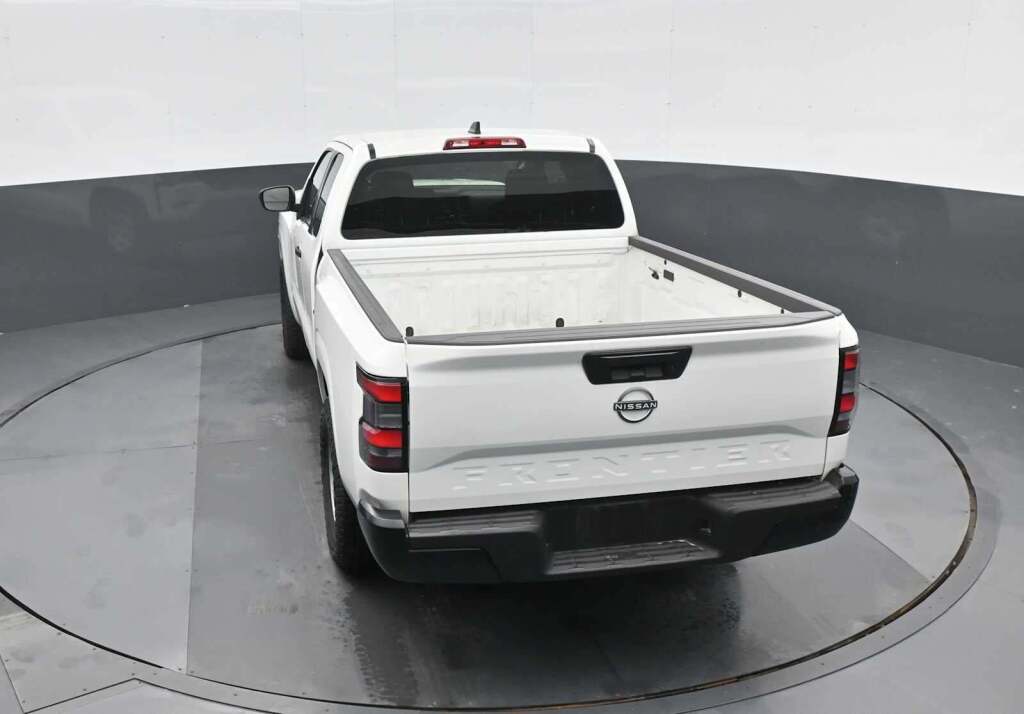 2022 Nissan Frontier King Cab S 4x2