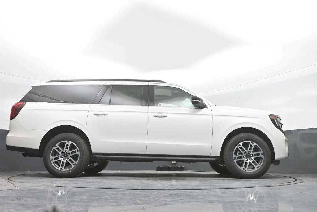 2026 Ford Expedition Max Active MAX