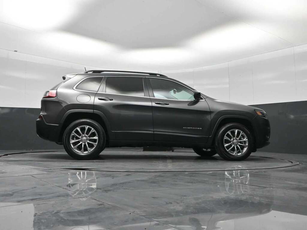 2022 Jeep Cherokee Latitude Lux 4x4