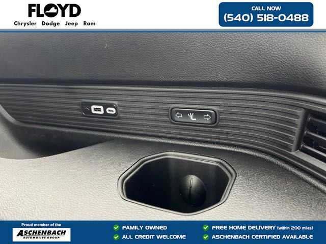 2024 Jeep Wagoneer Series II Carbide 4x4