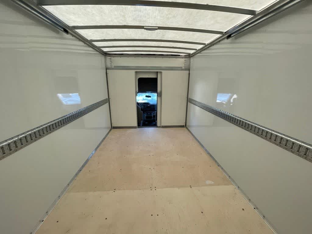 2024 Ford E-450 Cutaway 