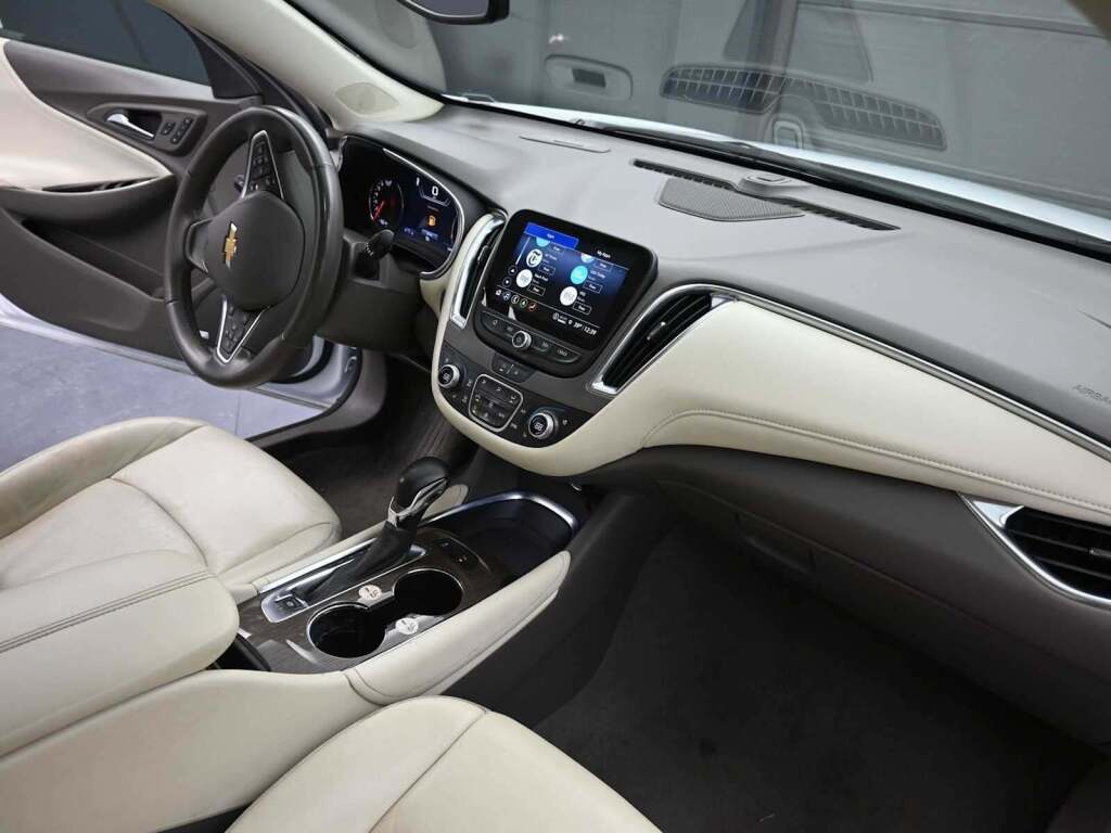 2024 Chevrolet Malibu FWD 2LT