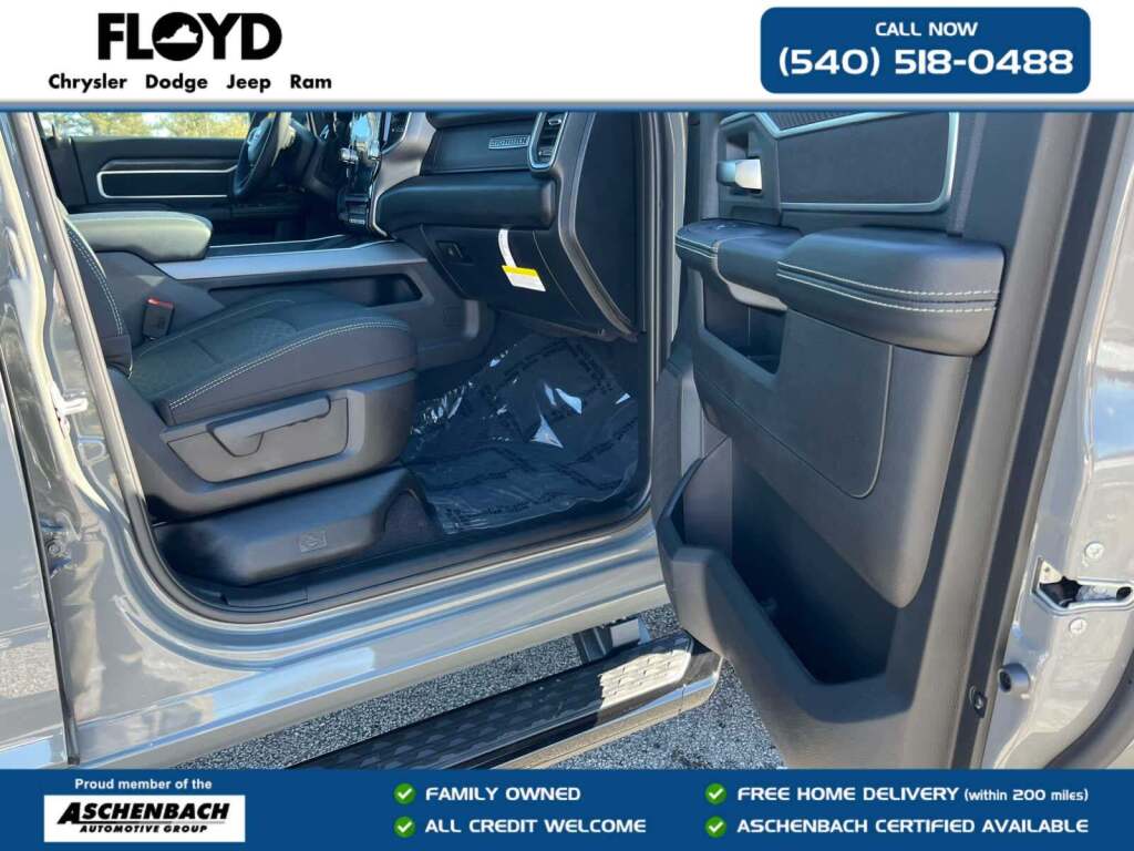 2026 Ram 2500 Big Horn Crew Cab 4x4 6'4" Box