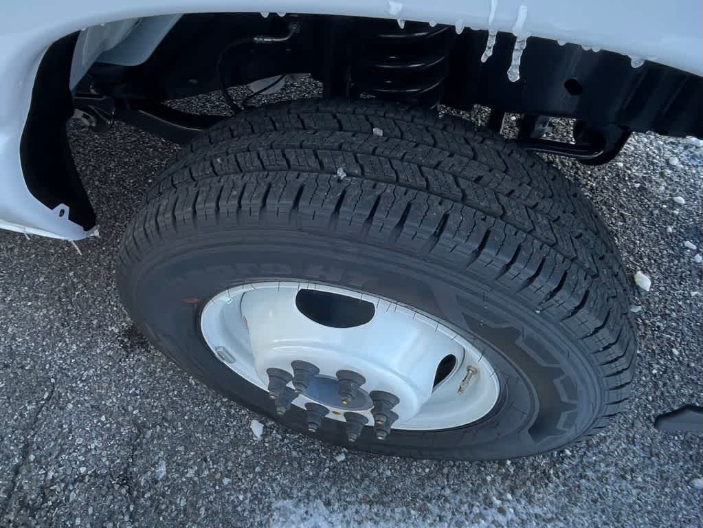 2024 Ford E-450 Cutaway 