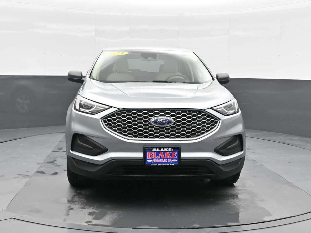 2023 Ford Edge SE