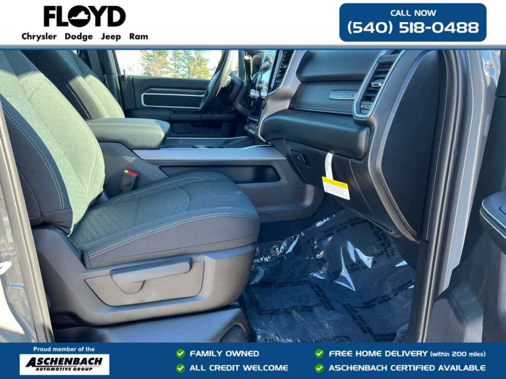 2026 Ram 2500 Big Horn Crew Cab 4x4 6'4" Box