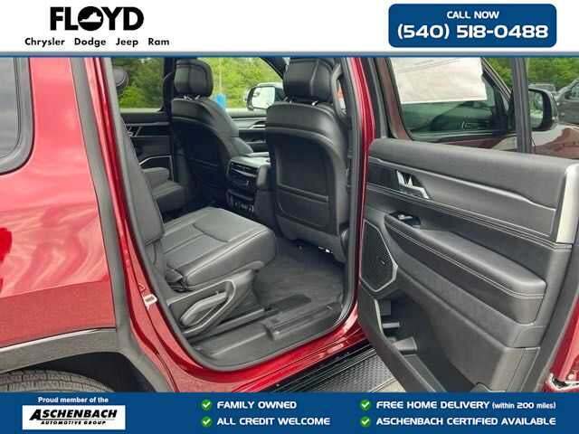 2024 Jeep Wagoneer Series II Carbide 4x4