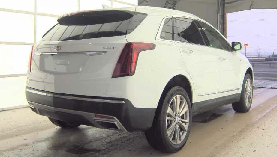 2024 Cadillac XT5 FWD Premium Luxury