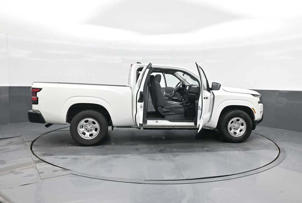 2022 Nissan Frontier King Cab S 4x2