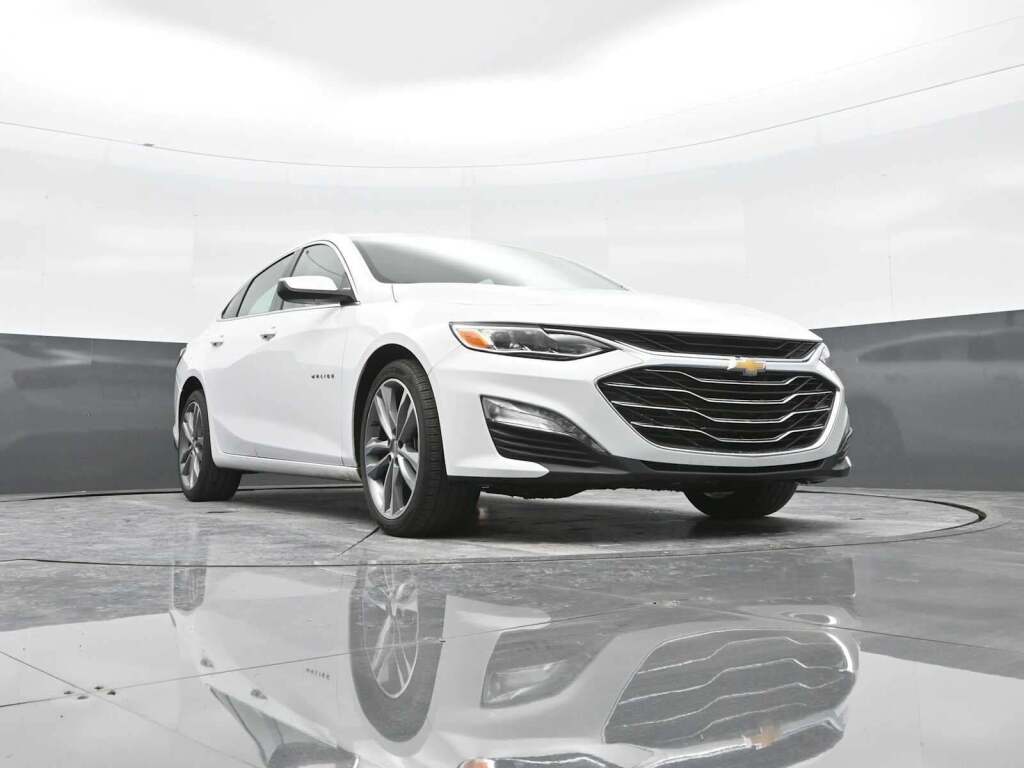 2024 Chevrolet Malibu FWD 2LT