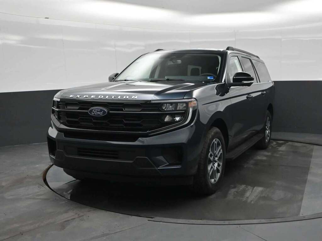 2026 Ford Expedition Max Active MAX