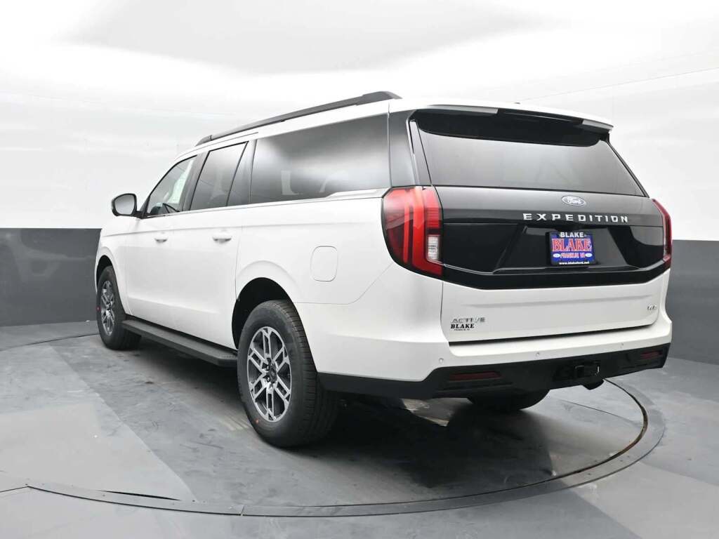 2026 Ford Expedition Max Active MAX