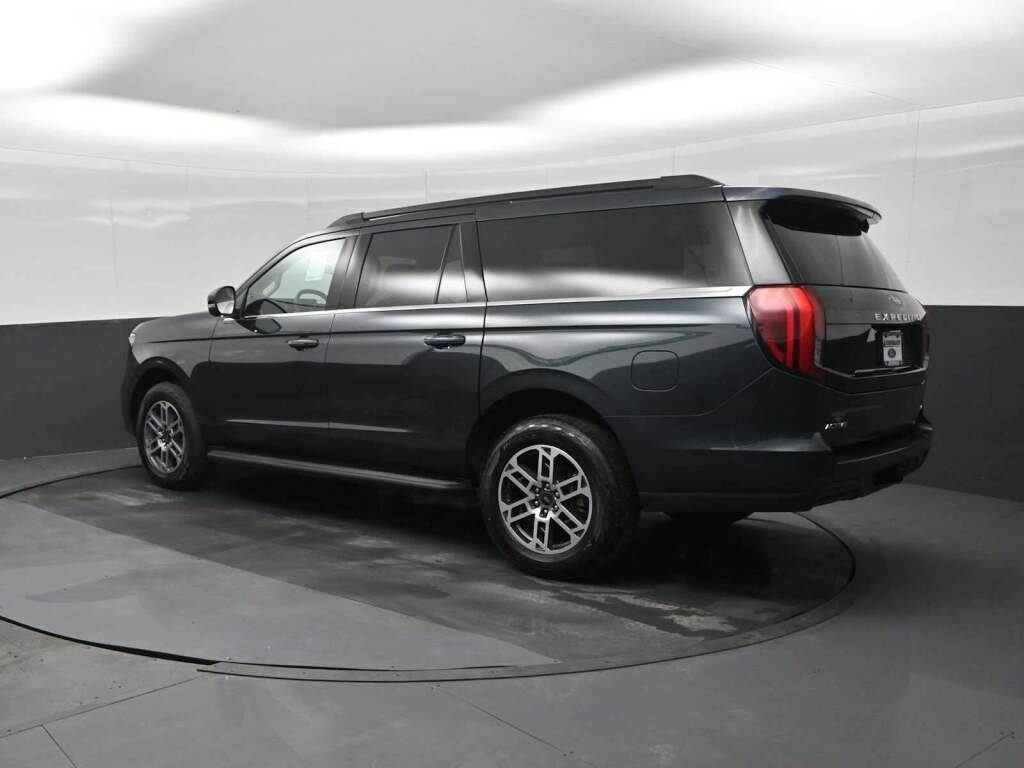 2026 Ford Expedition Max Active MAX